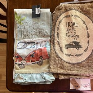 5 Kitchen towels brand new